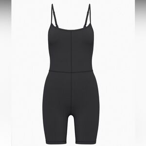 Aritzia Wilfred Free Divinity 7” Romper